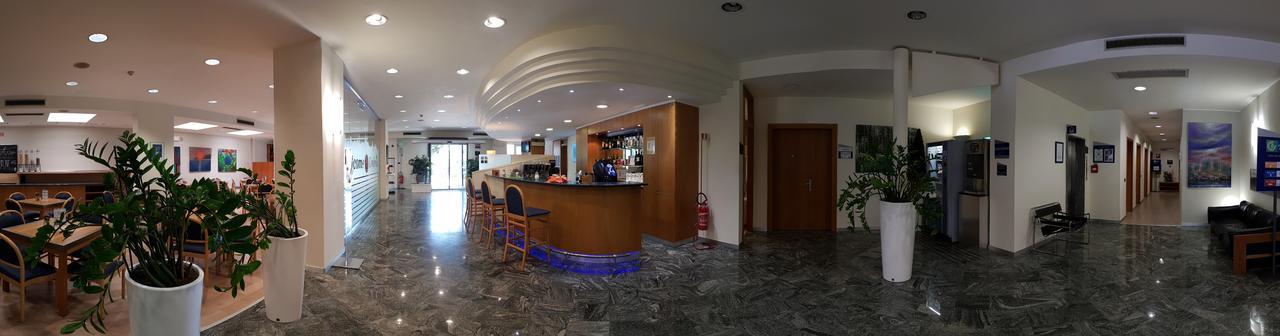 City Hotel & Suites Foligno Exterior photo